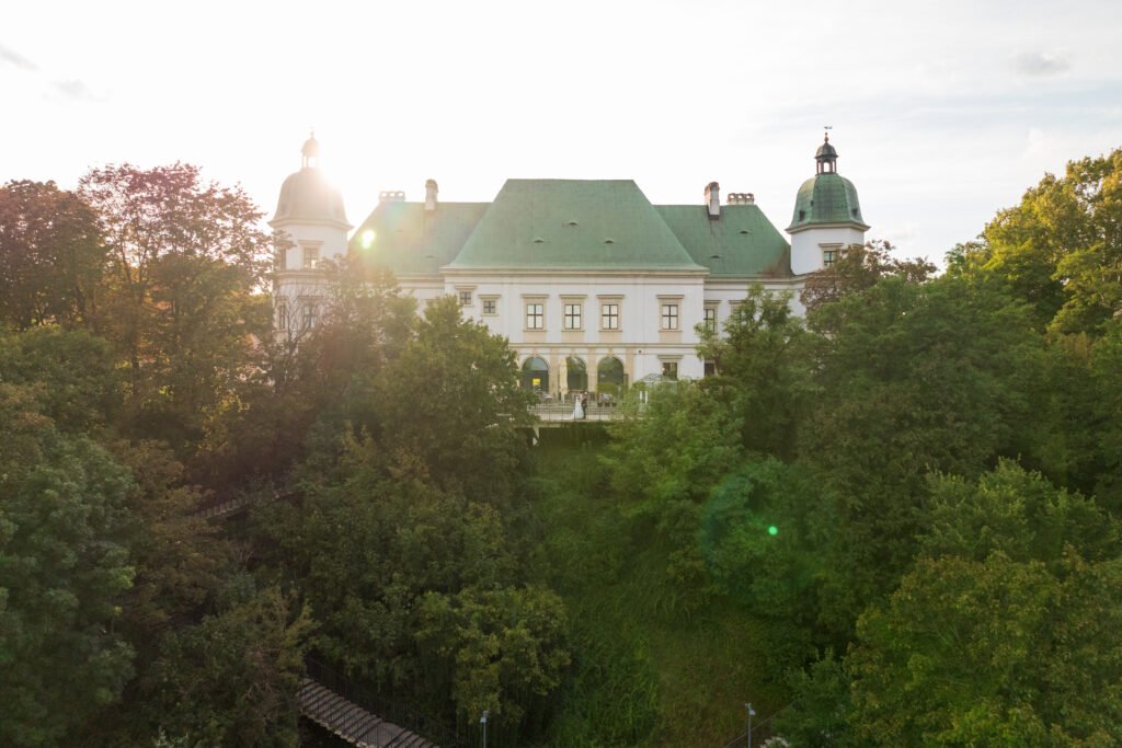 sesja ślubna w warszawie zamek ujazdowski