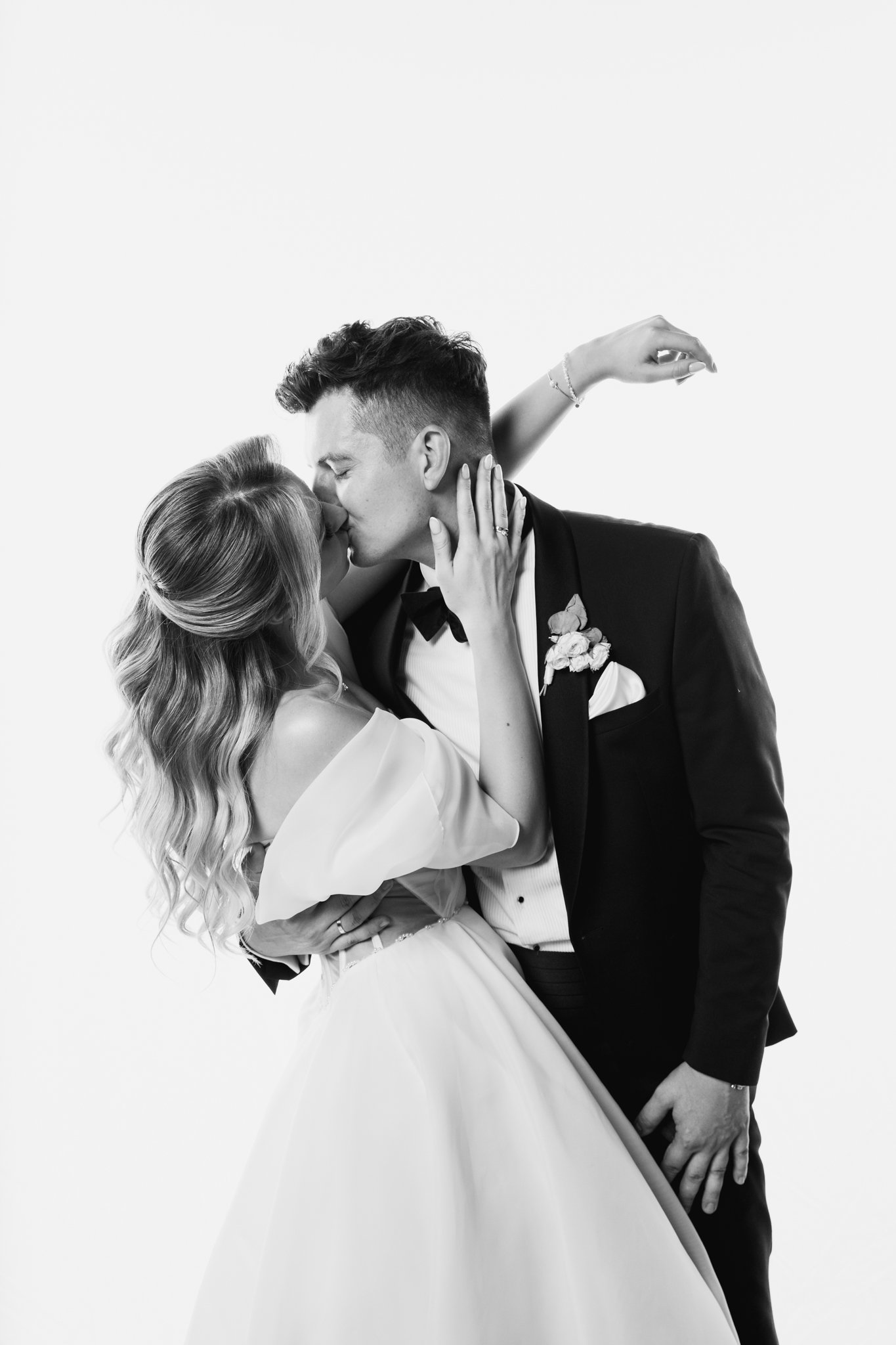 White studio portrety black&white na weselu