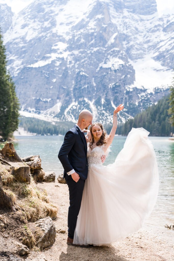 Sesja ślubna we Włoszech, w Dolomitach, Para Młoda
