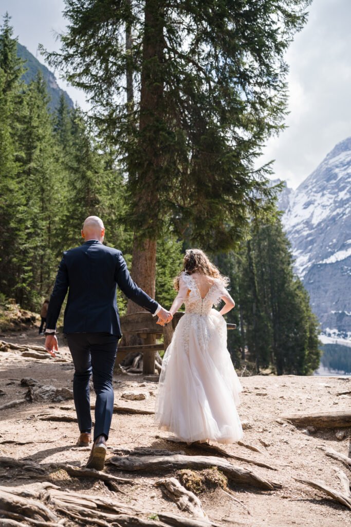 Sesja ślubna we Włoszech, w Dolomitach, Para Młoda